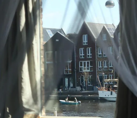 Апартаменты Riverside - Centre *